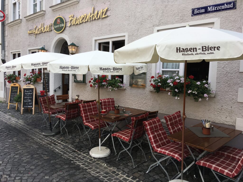 Gaststaette-Bauerntanz-mit-Biergarten-1024×768 (1)